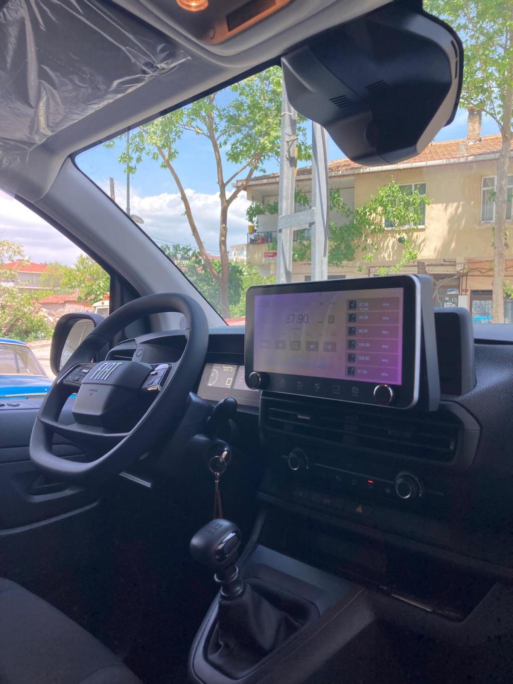 Fiat Scudo OEM Multimedya Uygulaması – Profesyonel Montaj, Modern&nbsp;Teknoloji